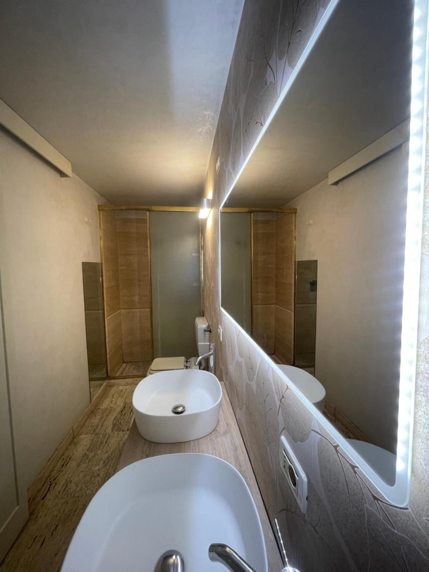 Lhe Sweet Apartment Чезена Екстер'єр фото